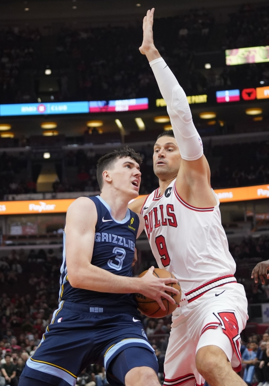 阿斯顿维拉发布备战花絮，国际比赛日防线松动，NBA常规赛任务艰巨，控场能力受关注的简单介绍